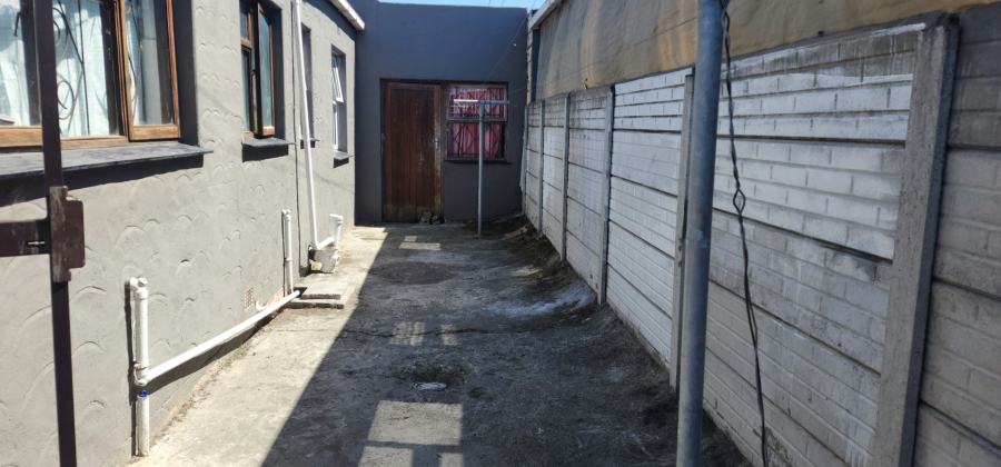 3 Bedroom Property for Sale in Palm Park Western Cape